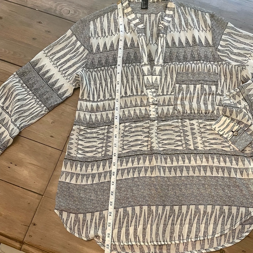 𝅺FOREVER 21 Sheer Tunic Top - Picture 2 of 9